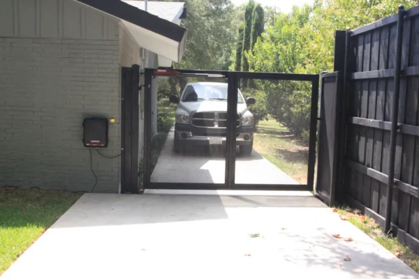CONTEMPORARY-SCREENED-FLAT-GATE-slide-3