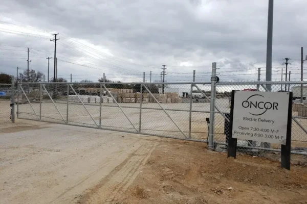 Commercial Gate -description picture