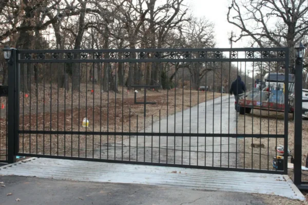 FLAT-RANCH-GATE-slide-1