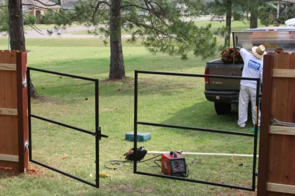 METAL-FRAMED-DOUBLE-GATES-slide-2
